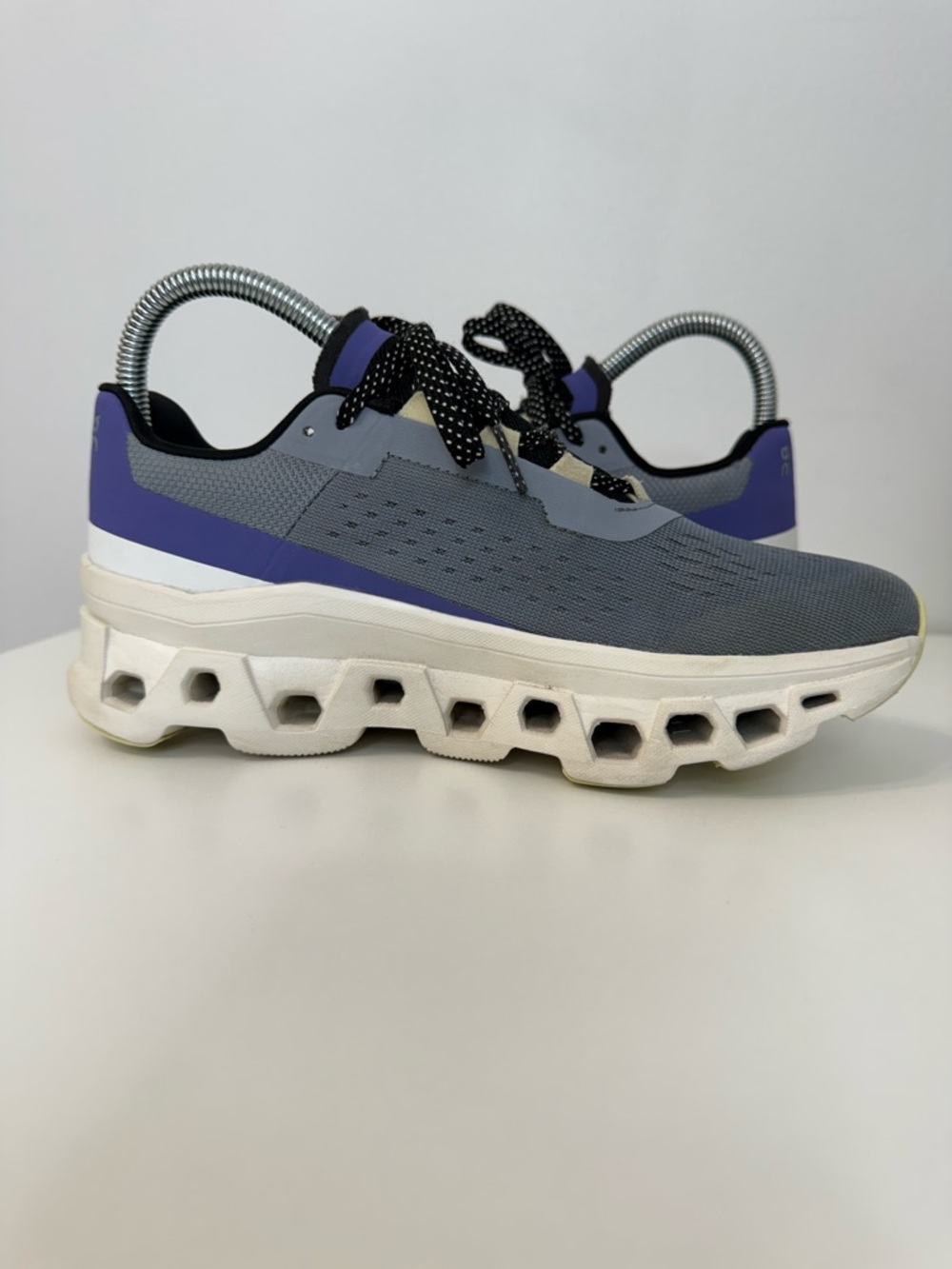 On Running Cloudmonster Mist Blueberry Size Women’s 6.5 Helion Cloudtec - Picture 6 of 9